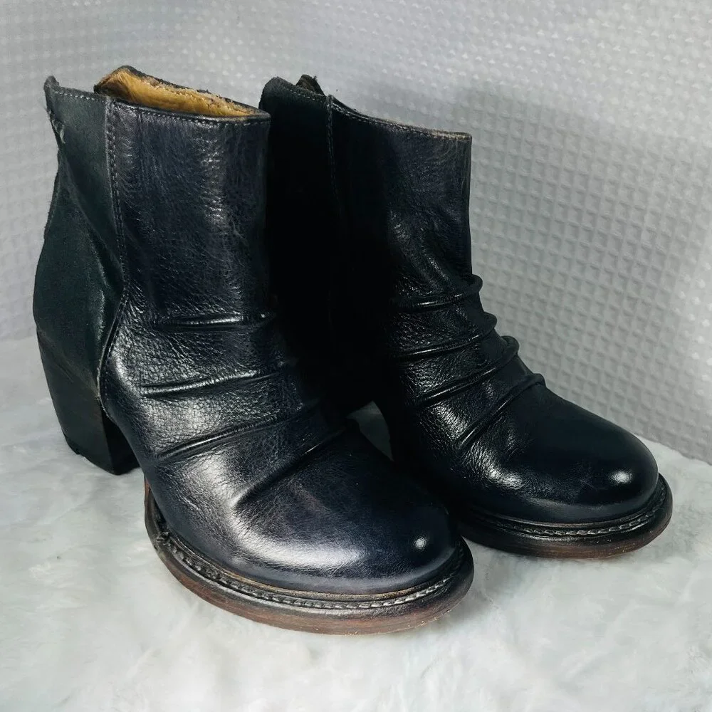 Bed Stu Arcane Cobbler Series ankle boots in black leather - Picture 2 of 10